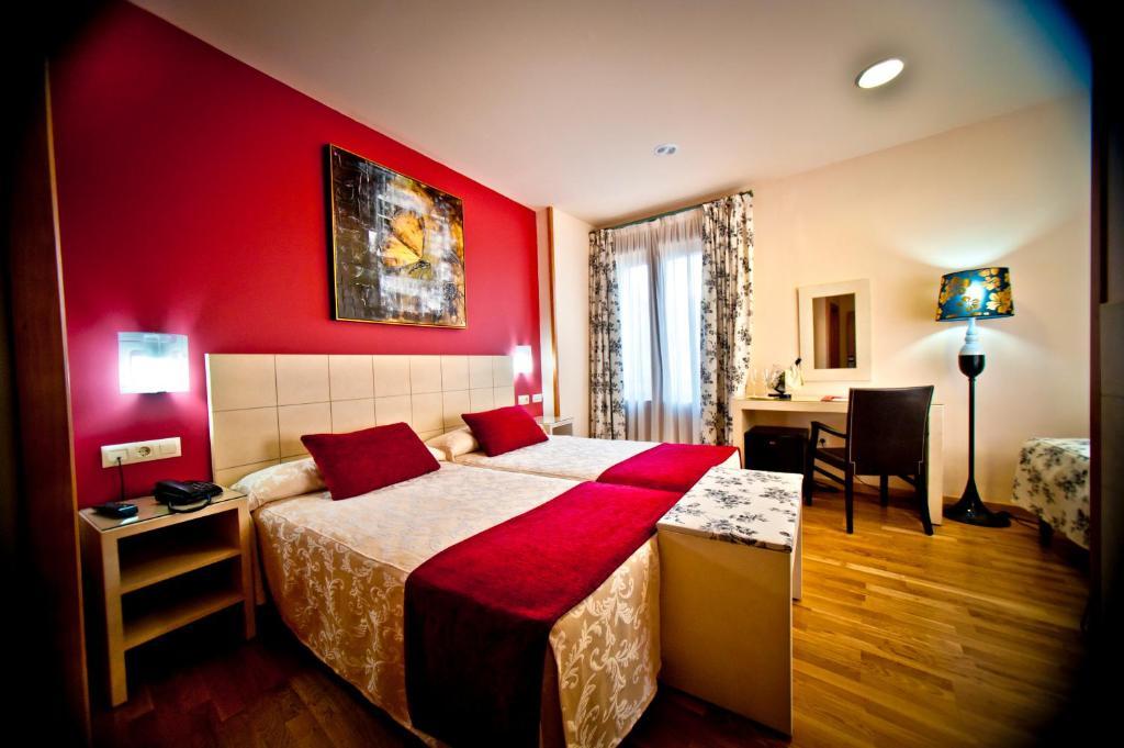 Hotel Condes De Castilla Segovia Zimmer foto